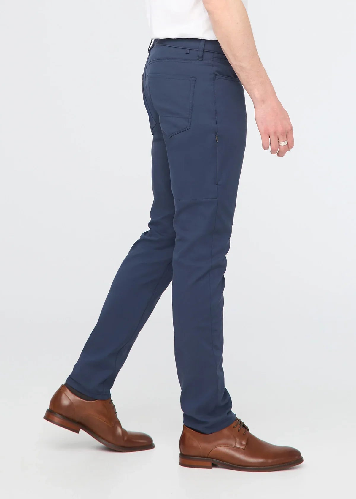 'Du/er NuStretch 5 Pocket Pant Slim' in 'Navy' colour