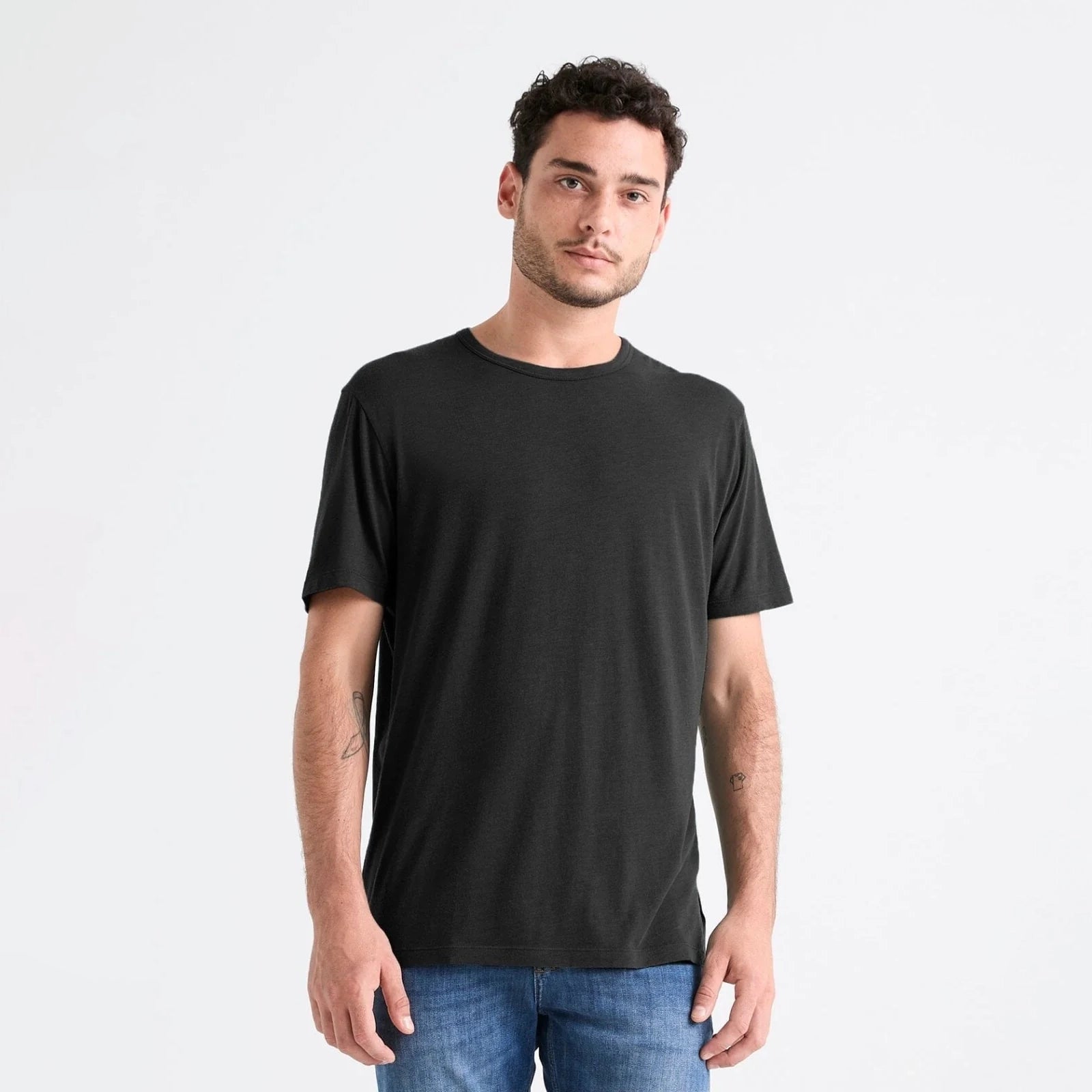 'Du/er PurePima Tee' in 'Black' colour