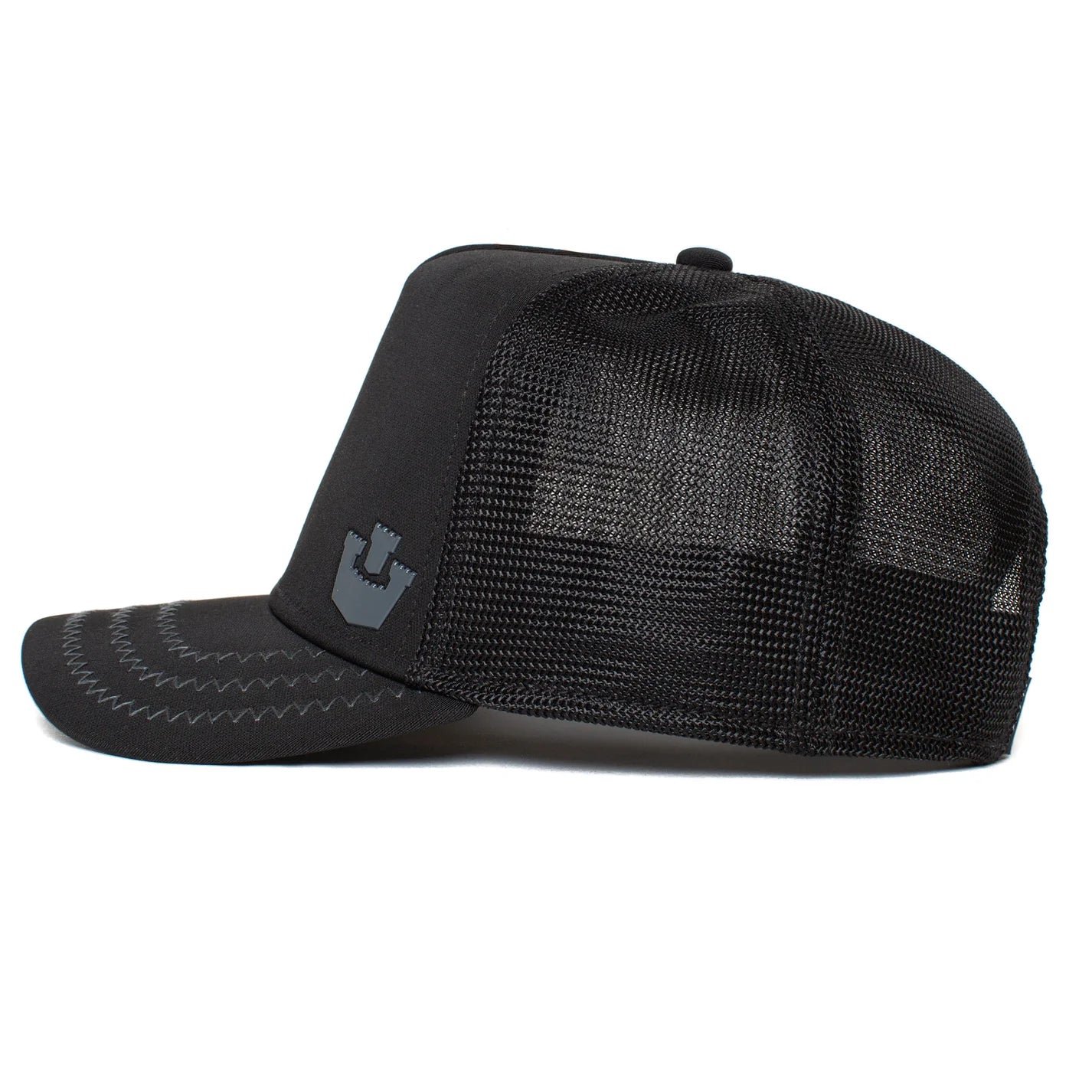 'Goorin Bros. Gateway Trucker Hat' in 'Black' colour