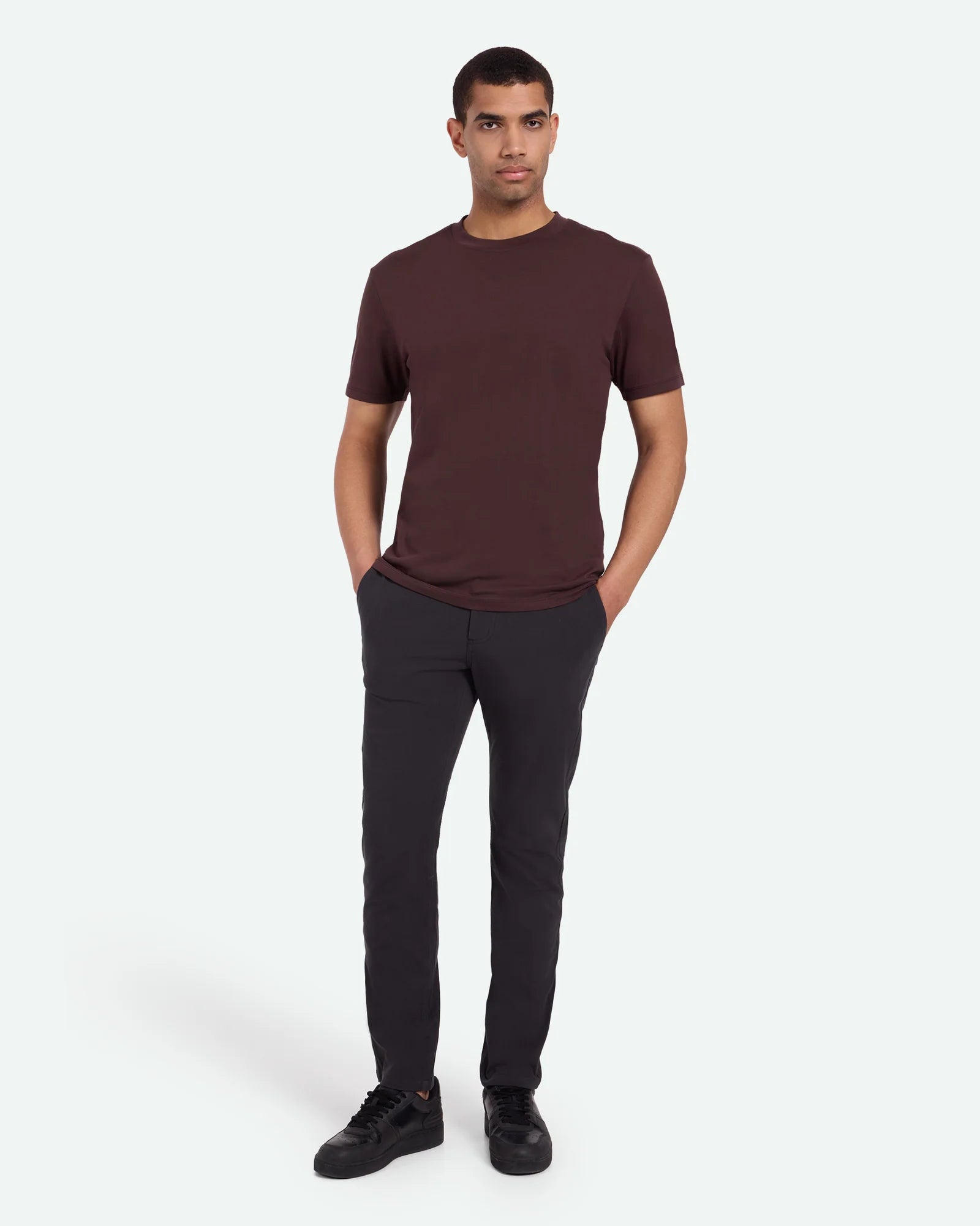 'Minimum Aarhus G029 Tee' in 'Coffee Bean' colour