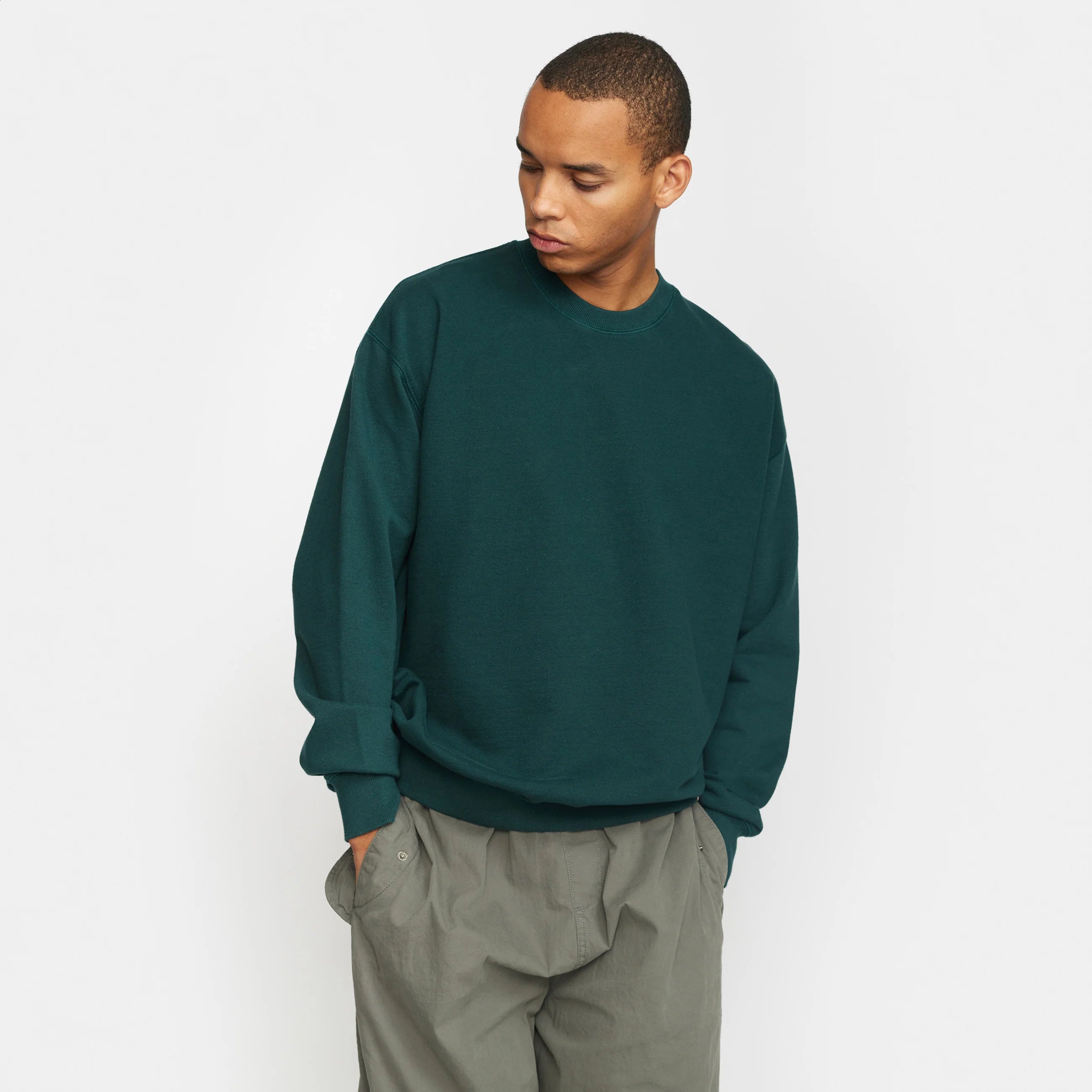 ‘Revolution 2062 Regular Crewneck Sweater' in ‘Dark Green' colour