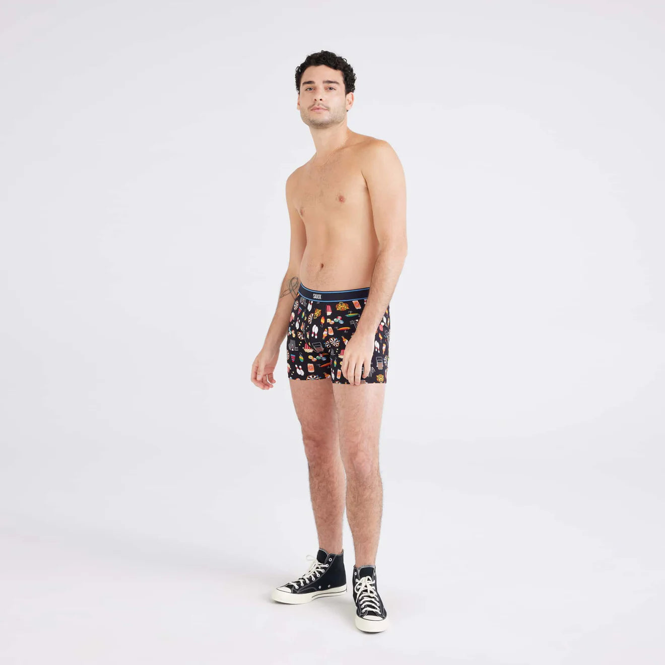 'SAXX Daytripper Boxer Brief - Types of Stripes' in 'Black' colour