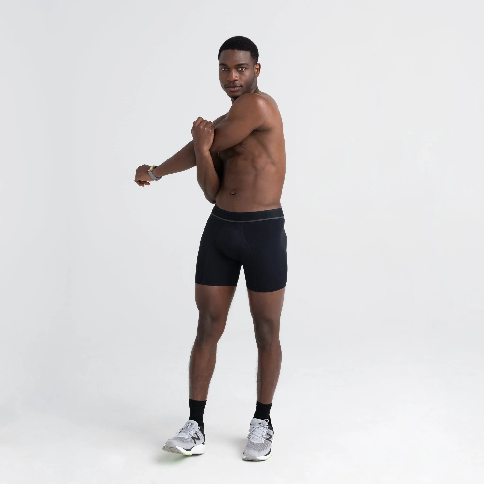 'SAXX Kinetic Light Compression Mesh Boxer Brief - Blackout' in 'Blackout' colour