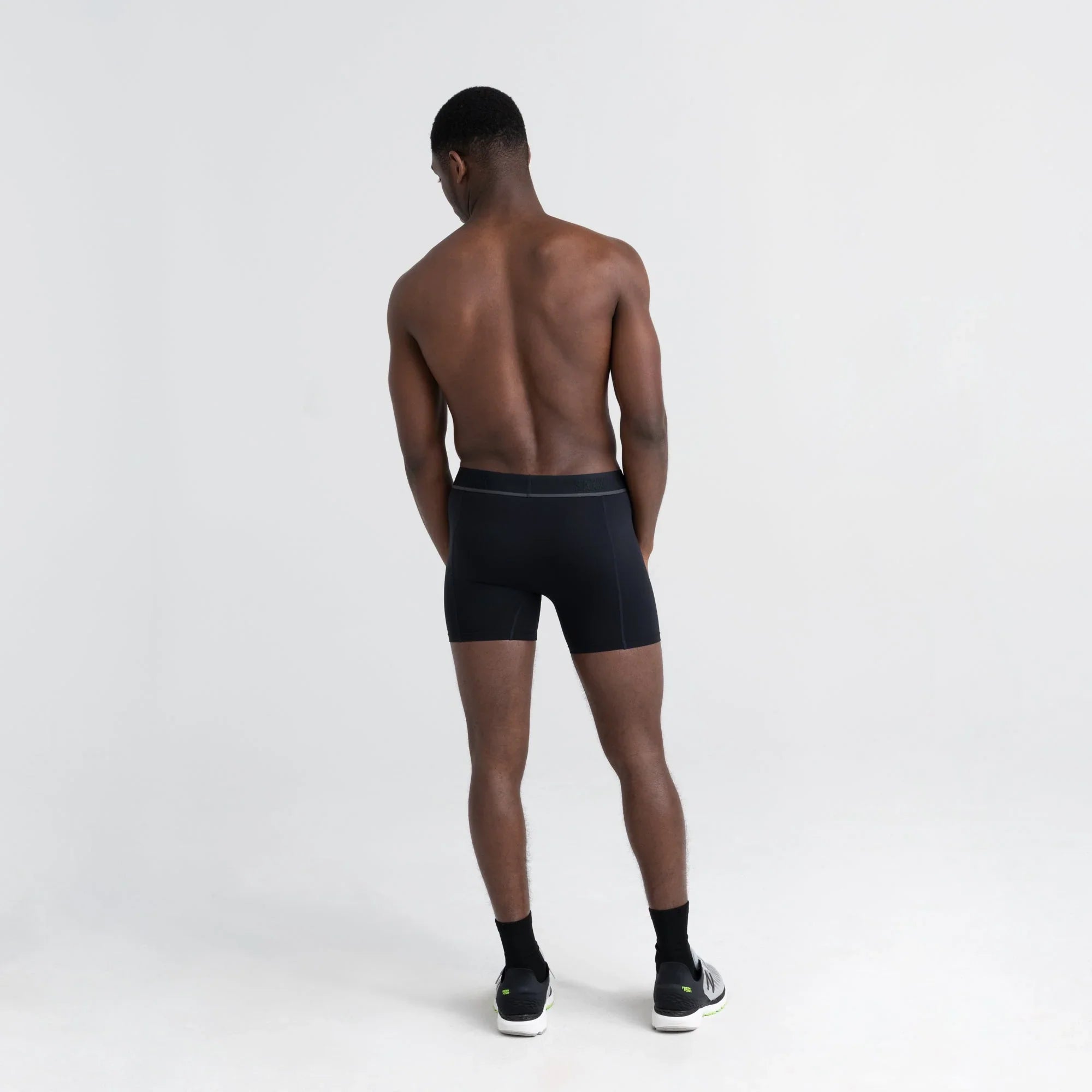 'SAXX Kinetic Light Compression Mesh Boxer Brief - Blackout' in 'Blackout' colour