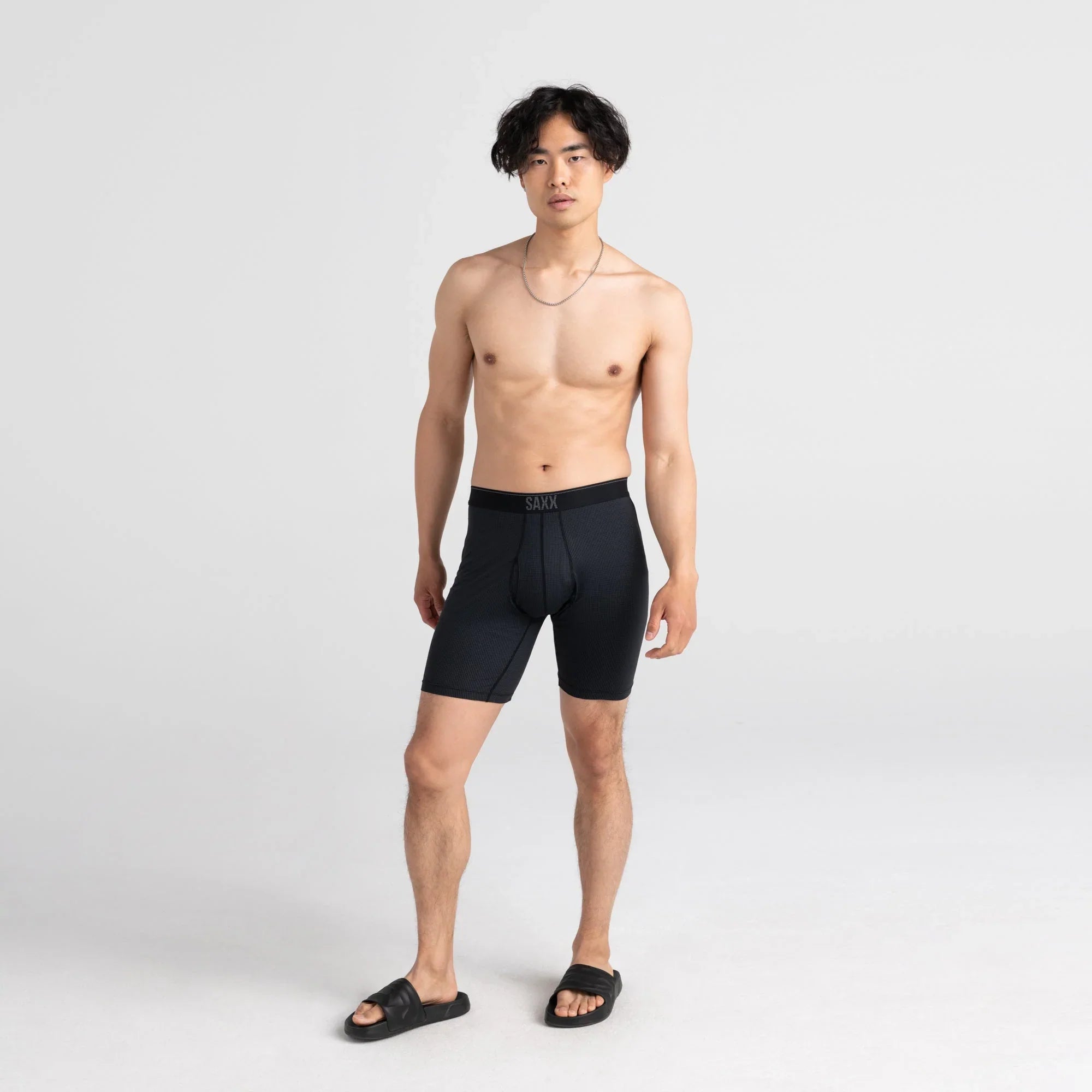 'SAXX Quest Quick Dry Mesh Long Leg - Black II' in 'Black' colour