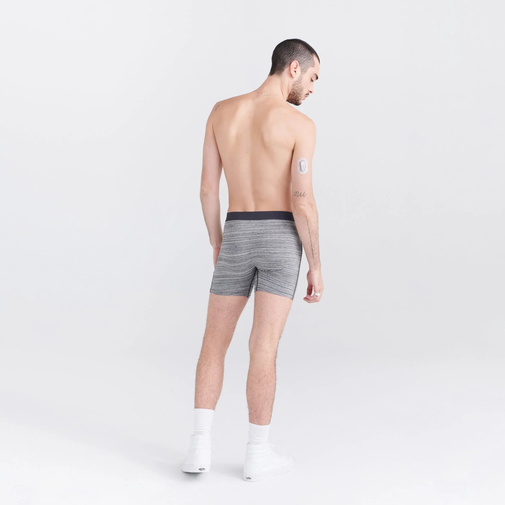 'SAXX Ultra Super Soft Boxer Brief - Space Dye Heather' in 'Grey' colour