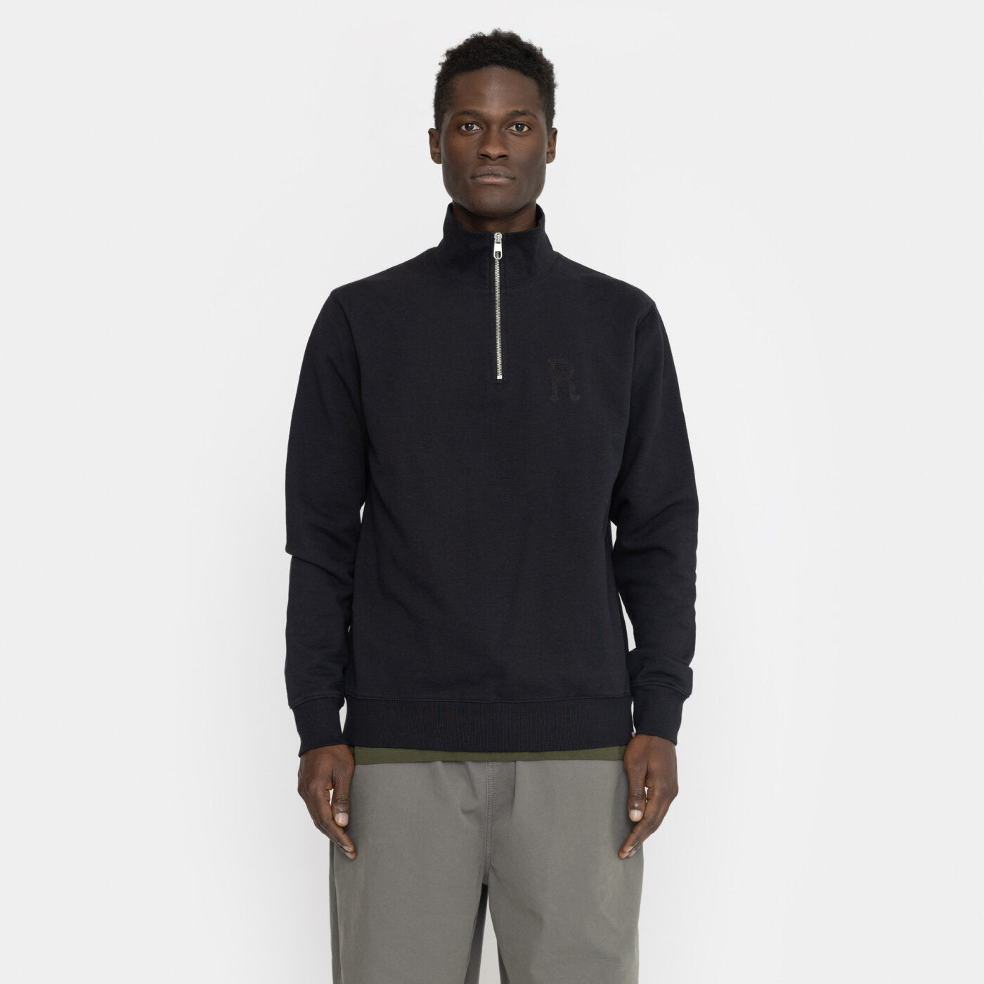 'Revolution 2763 Half Zip Sweatshirt' in 'Black' colour
