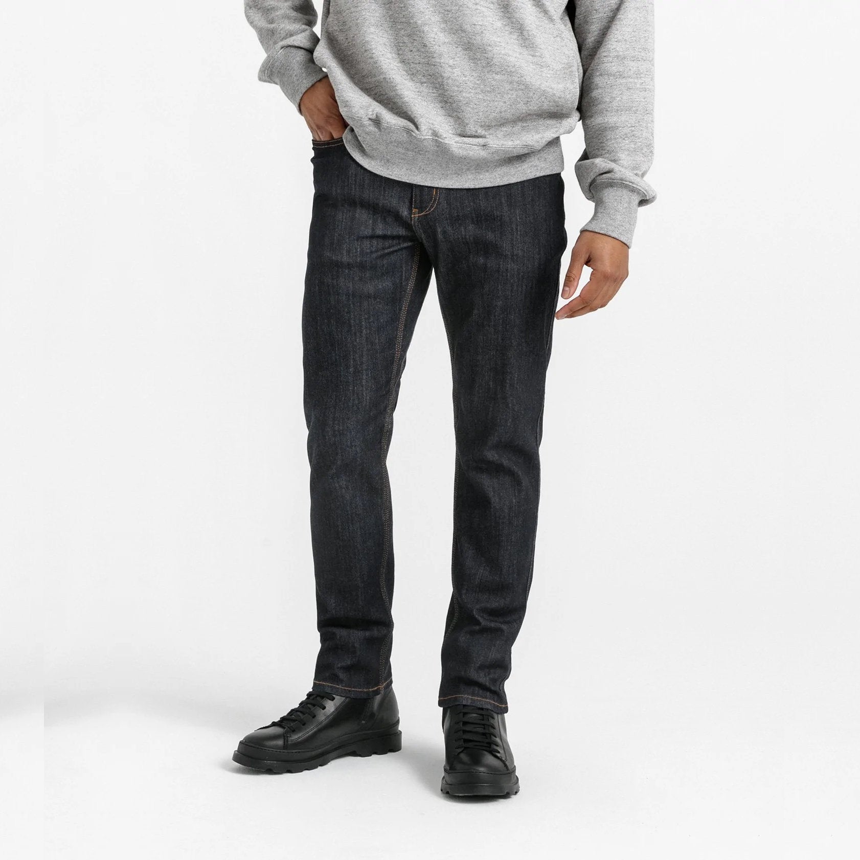 'Du/er Fireside Denim Relaxed Jean' in 'Heritage Rinse' colour