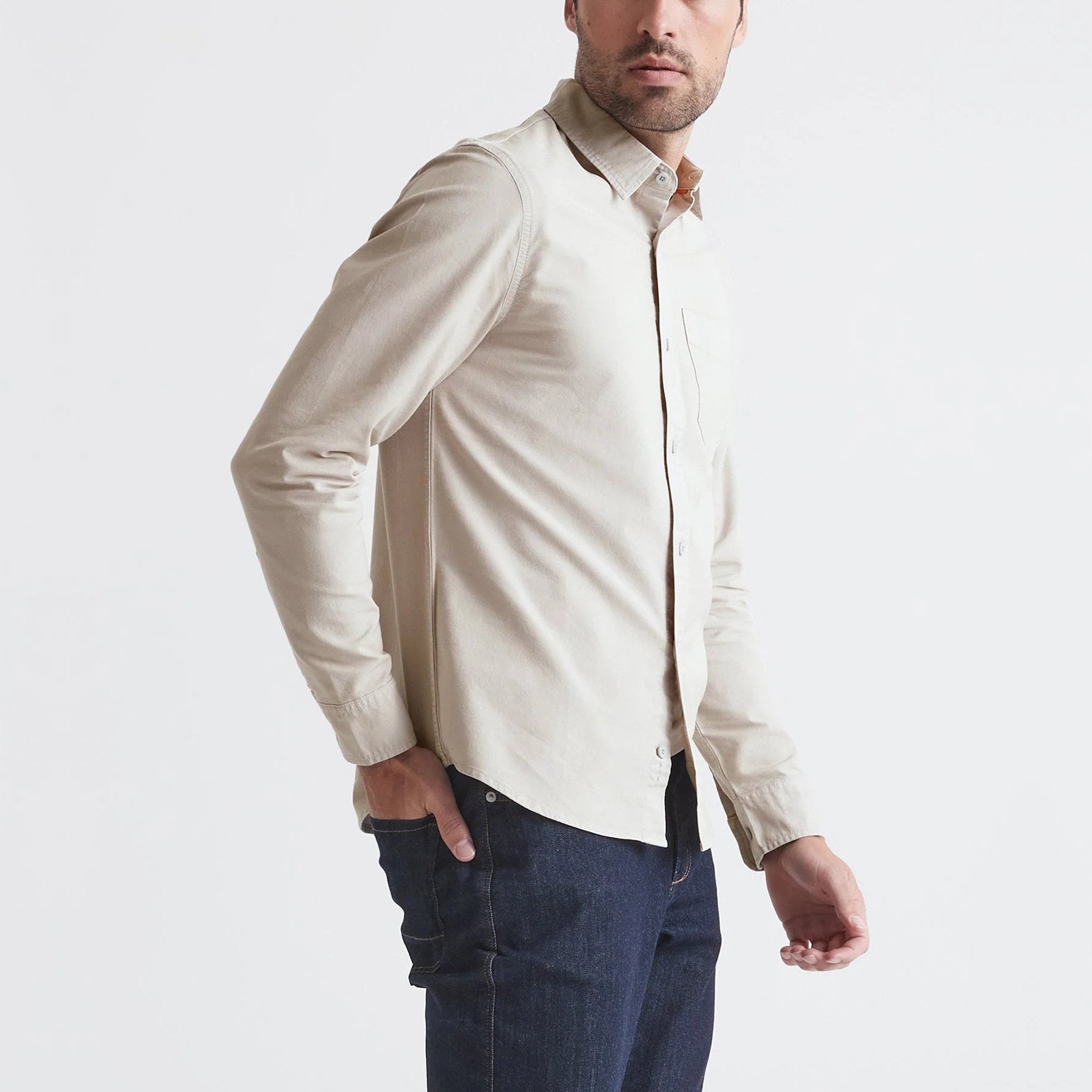 'Du/er Performance Oxford Shirt' in 'Sand' colour