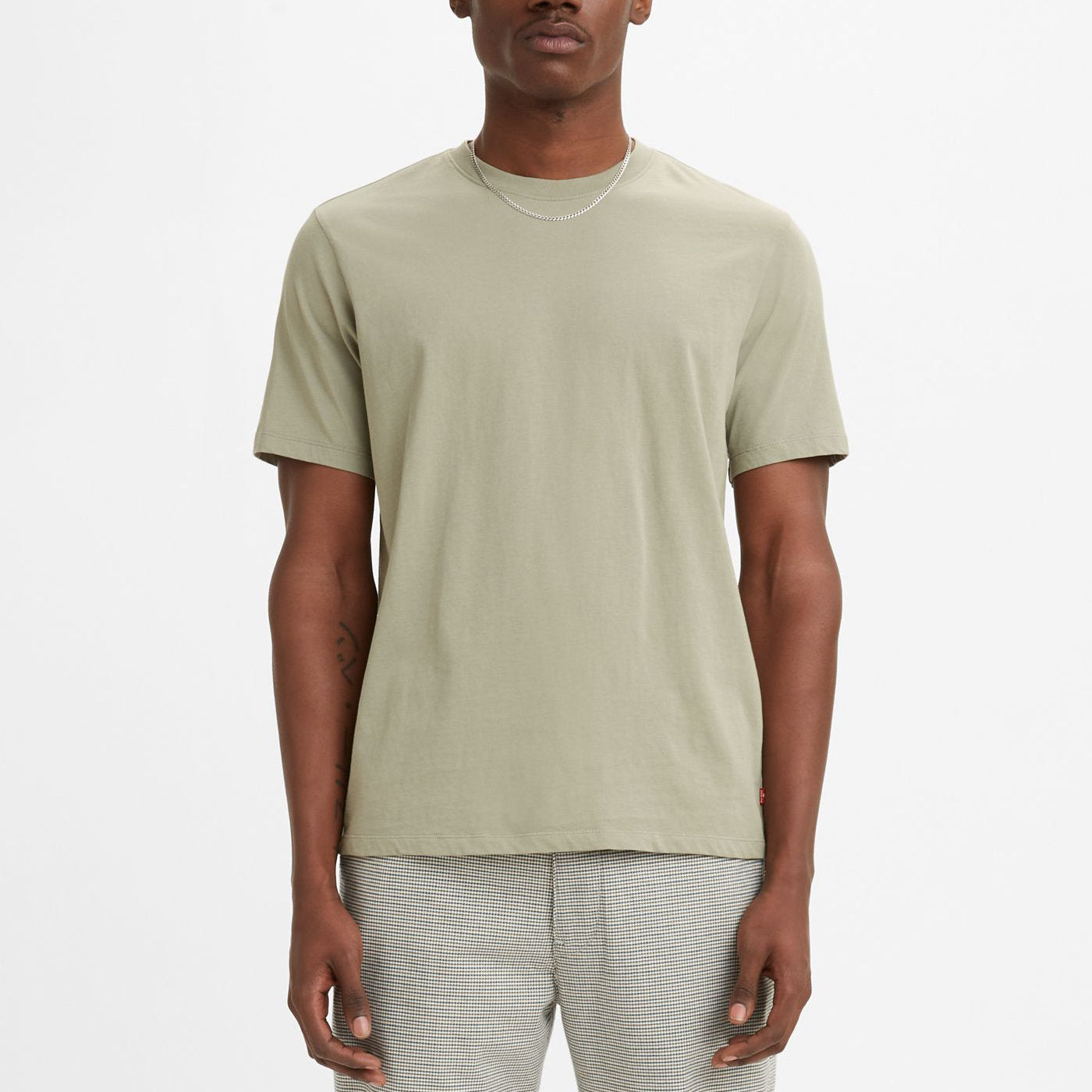 'Levis The Essential T-Shirt' in 'Seagrass' colour