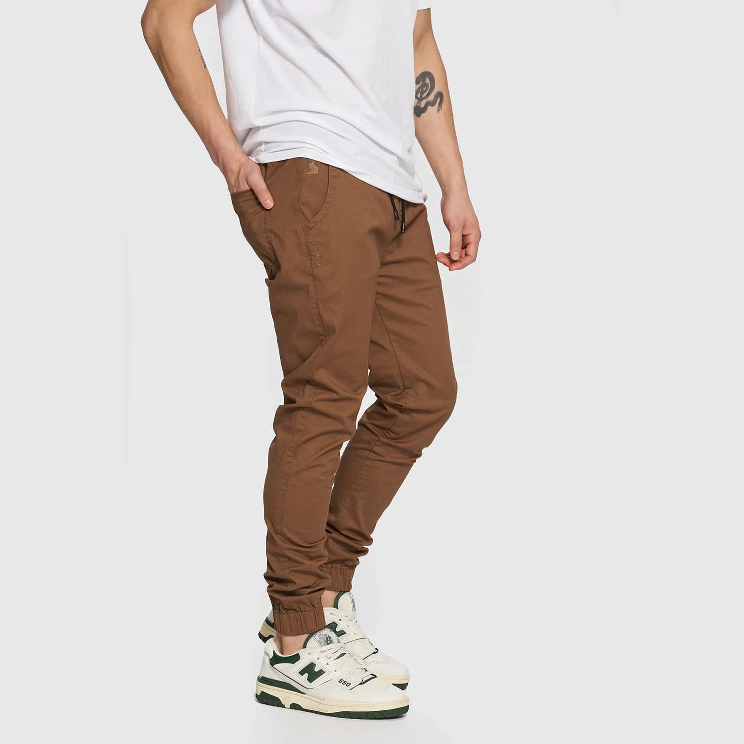 'Kuwalla-tee Midweight Chino Jogger' in 'Bronze' colour
