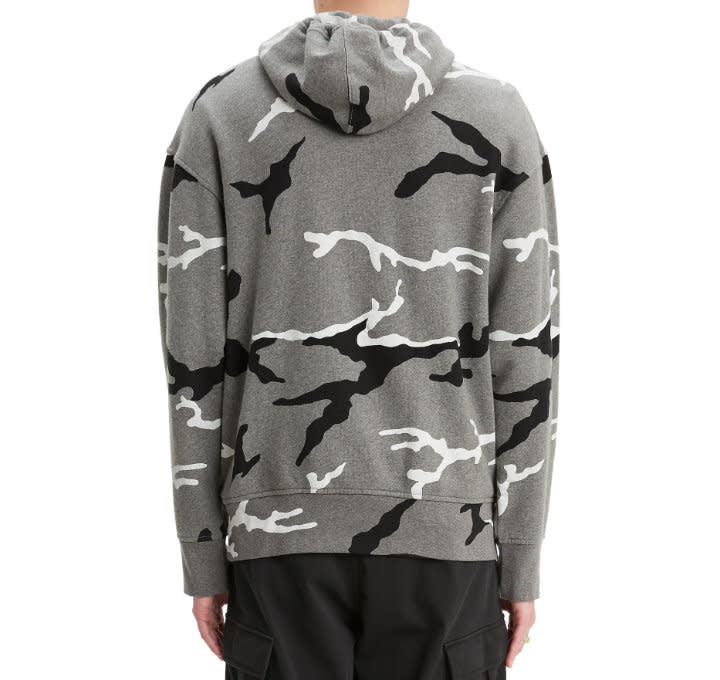 'Levis Camo Pullover Hoodie' in 'Grey' colour
