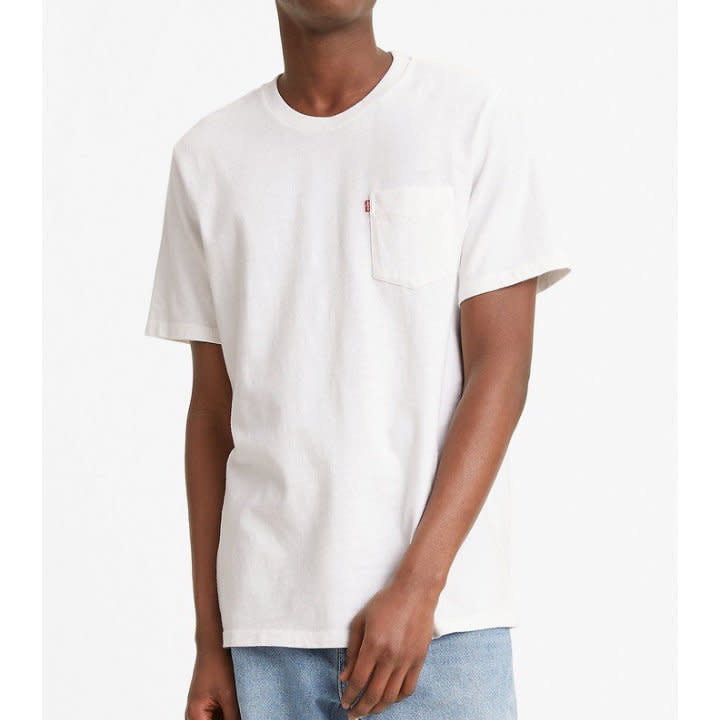 'Levis Relaxed Fit Pocket Tee' in 'White' colour