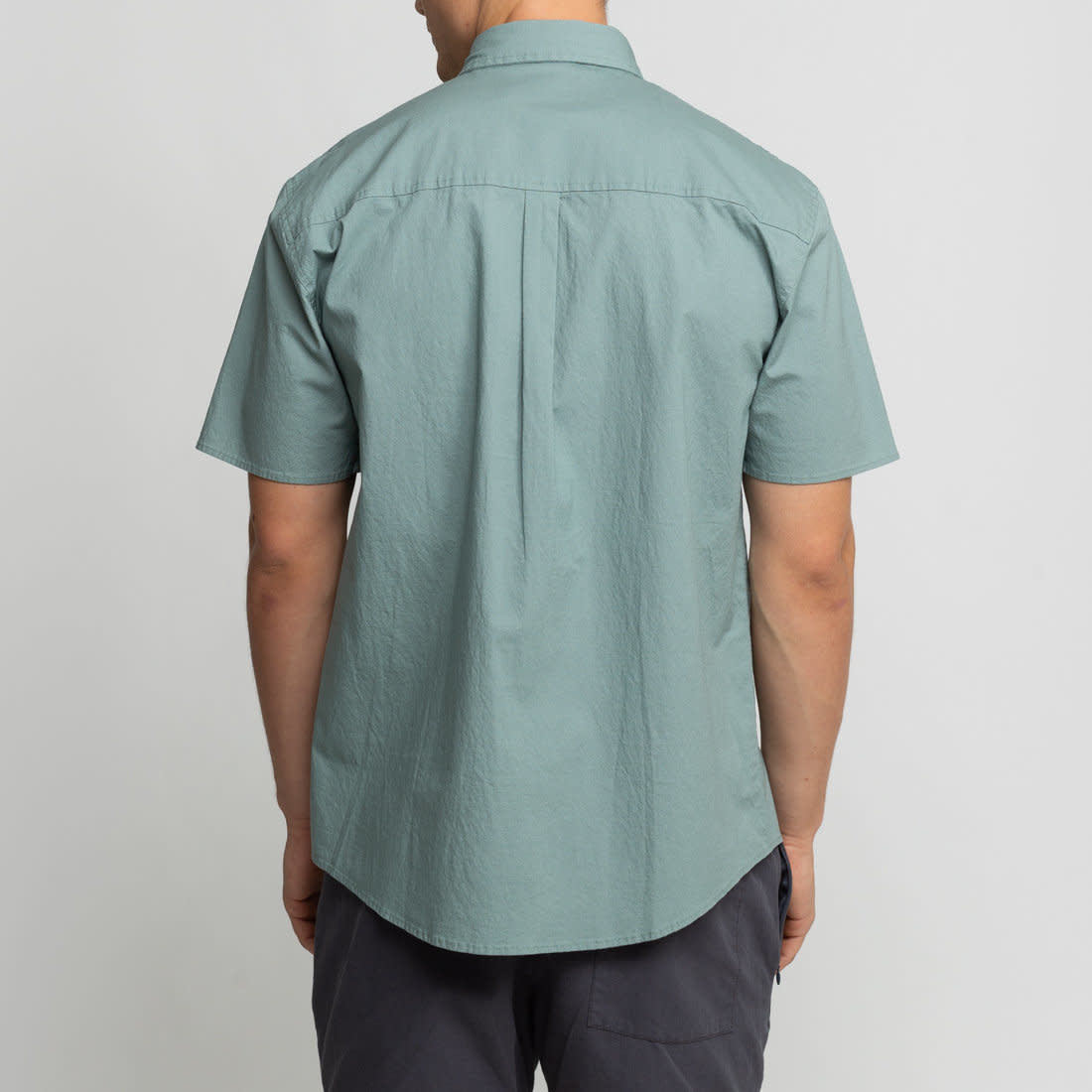 'Revolution 3863 Short Sleeve Loose Shirt' in 'Green' colour