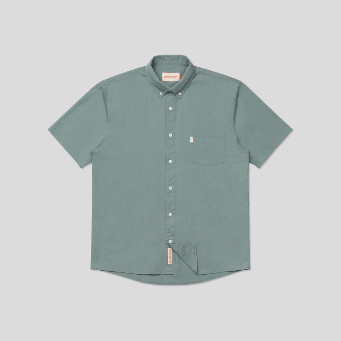 'Revolution 3863 Short Sleeve Loose Shirt' in 'Green' colour