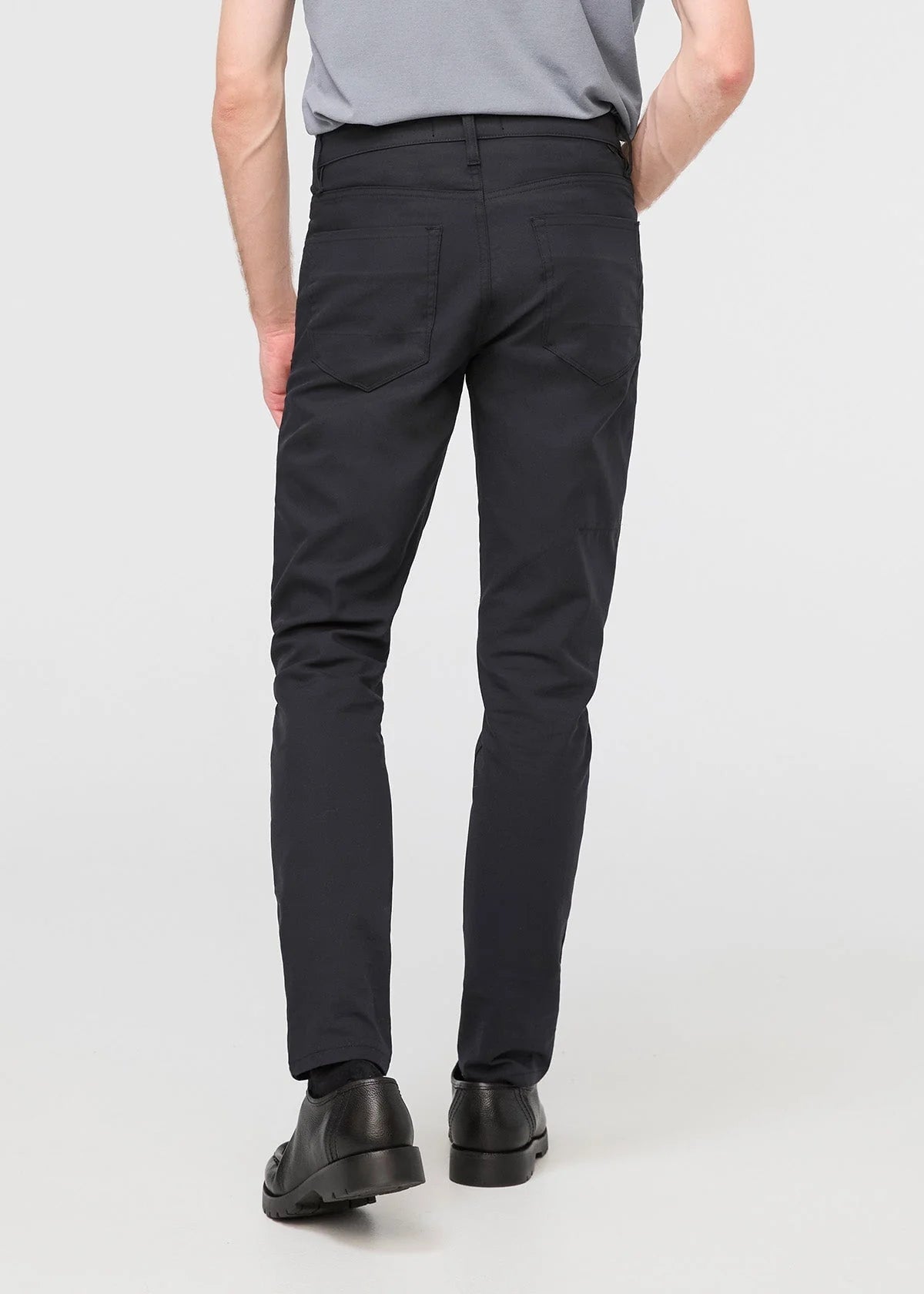 'Du/er NuStretch 5 Pocket Pant Slim' in 'Black' colour