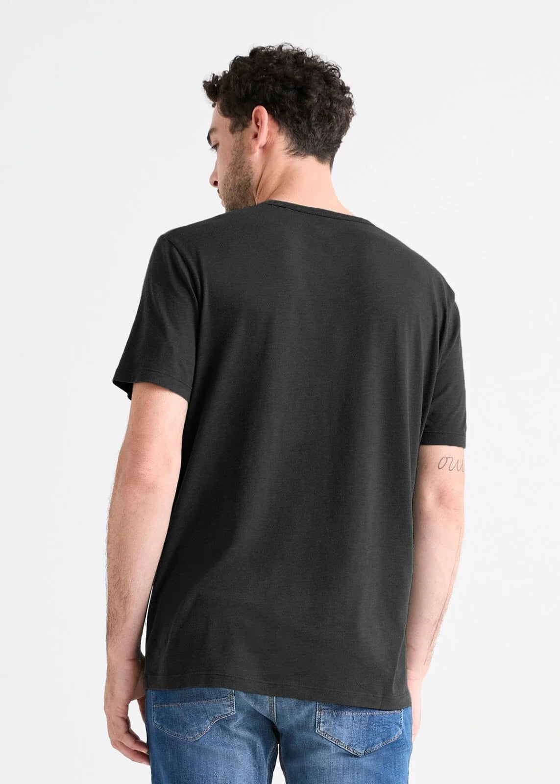 'Du/er PurePima Tee' in 'Black' colour