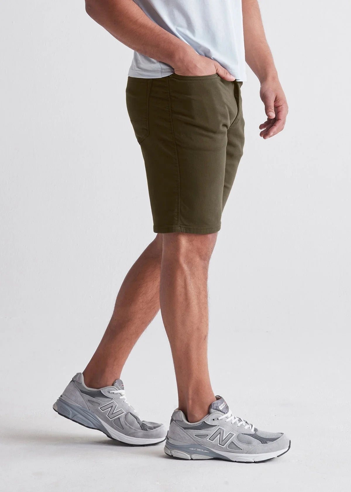 'Du/er No Sweat Shorts Relaxed' in 'Army Green' colour