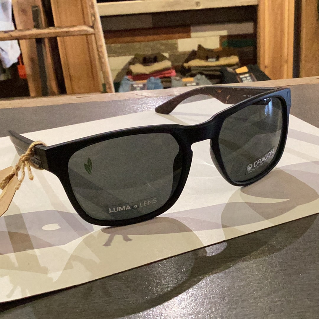Dragon Monarch Xl Luma Lens Sunglasses - Matte Black/Ll Smoke - 1 - Accessories - Sunglasses