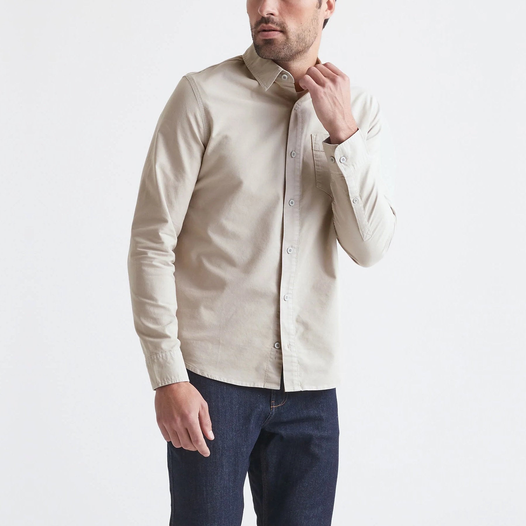 'Du/er Performance Oxford Shirt' in 'Sand' colour
