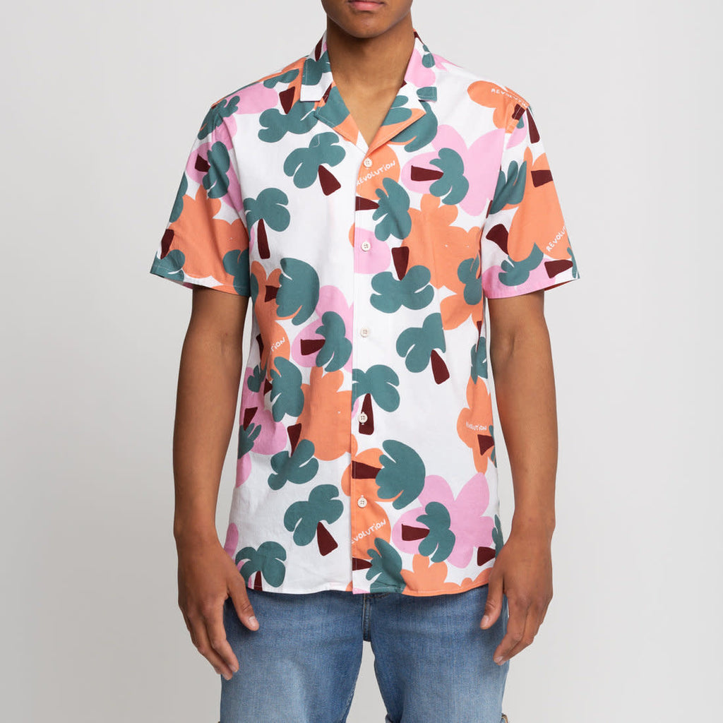 Revolution (RVLT) 3870 Short Sleeve Cuban Shirt Pink